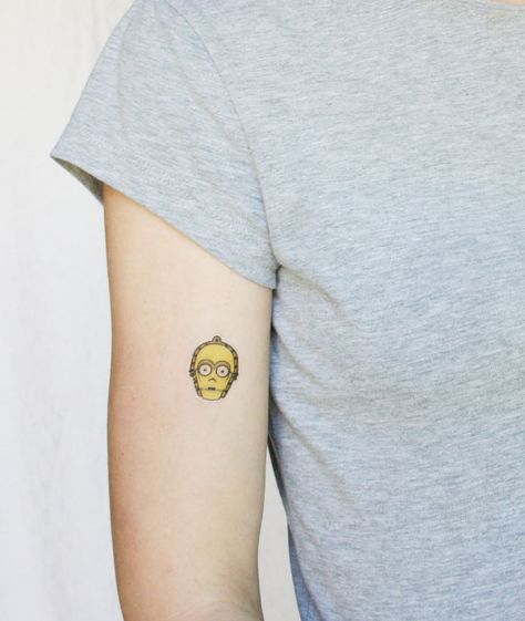 Hey, I found this really awesome Etsy listing at https://www.etsy.com/listing/162976079/c3po-droid-temporary-tattoo-star-wars C3po Tattoo, Minimalist Star Wars Tattoo, Minimalist Star Wars, Remember Tattoo, Neat Tattoos, Tattoo Star, No Regrets Tattoo, Matching Tats, Tattoo Skin