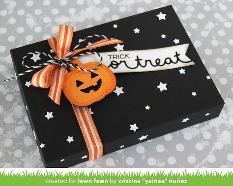 Halloween Icing, Halloween Food Crafts, Dulces Halloween, Lawn Fawn Blog, Tiny Tags, Lawn Fawn Stamps, Halloween Charms, Fall Crafts Diy, Treat Box