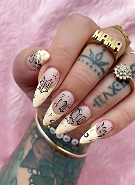 Fall French Manicure Trends and Ideas That You Will Love Astro Nails, Virgo Nail Art, French Manicure Trends, Fall French Manicure, Virgo Nails, Birthday Virgo, October Nails, Soft Glam Makeup, Nails 2023