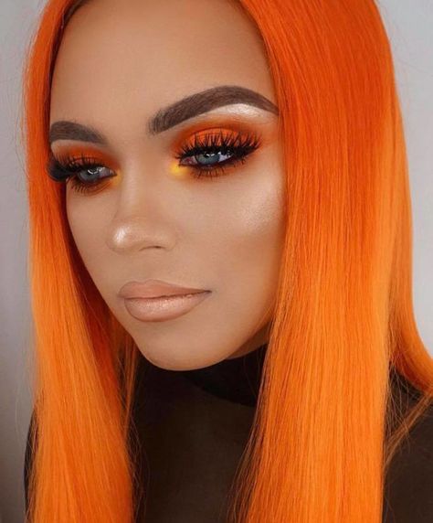 Fall Orange Makeup Looks To Match Your Pumpkin Spice Latte Eye Makeup For Orange Hair, Pretty Pumpkin Face Makeup, Diy Pumpkin Makeup, Makeup For Pumpkin Costume, Cute Pumpkin Halloween Makeup, Orange And Black Witch Makeup, Pumpkin Makeup Looks Easy, Gold And Orange Makeup Looks, Fire Makeup Tutorial