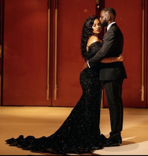 Black Couple Elegant Photoshoot, Wedding Photoshoot Ideas Black Couple, Anniversary Pictures Black Couples, Couples Glam Photoshoot, Black Couple Engagement Photoshoot Ideas, Formal Couple Photoshoot Ideas, Save The Date Photo Ideas Black Couples, Great Gatsby Engagement Photoshoot, Engagement Dress Photoshoot