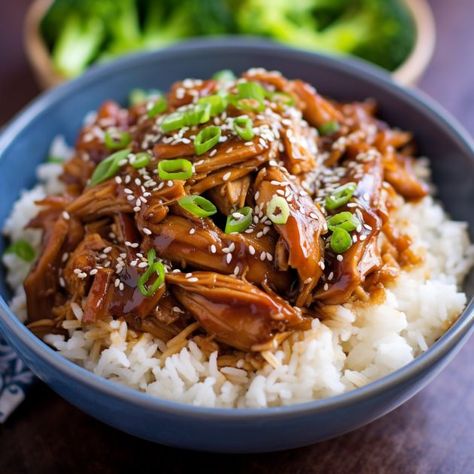 The moment I see this dish, I'm ready to scarf it down Fall Slow Cooker, Resep Makanan Beku, Ayam Teriyaki, Fall Slow Cooker Recipes, Honey Teriyaki Chicken, Slow Cooker Teriyaki Chicken, Slow Cooker Teriyaki, Chicken Teriyaki Recipe, Chicken Slow Cooker Recipes