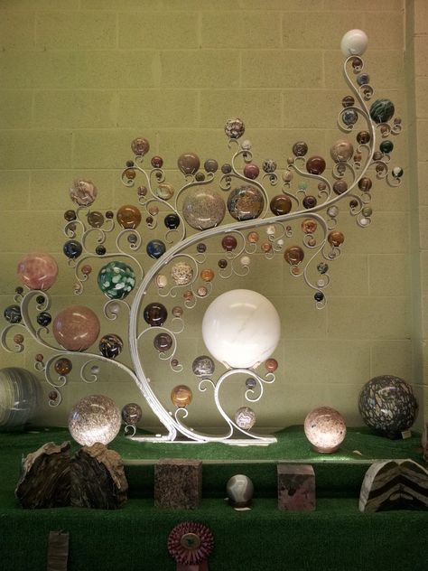 Sphere Tree from the Paul Broste Rock Museum, Parshall, ND Stone Collection Display, Crystal Spheres Display, Sphere Holder Diy, Crystal Sphere Display Ideas, Crystal Sphere Holder Diy, Diy Crystal Display, How To Display Crystals And Stones, Crystal Display Ideas Diy, Rock Display Ideas Diy