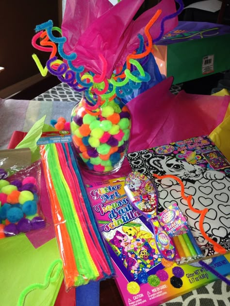 LISA FRANK Centerpiece or decoration!! Ladies/ and gents this here is my creation for a beautiful and very colorful and Fun table centerpiece! You need the following 1. Chenille Stems (cleaning pipes) 2. Pompoms  3. A Vase 4. Tissue paper  **all at the dollar store  Twist the pipes around your pointing finger and pull off !! Lisa Frank Unicorn Birthday Party, Lisa Frank Balloon Garland, Lisa Frank Party Decorations, Lisa Frank Birthday Party Ideas, Lisa Frank Birthday, Lisa Frank Party, Lisa Frank Birthday Party, Neon Birthday Party, Rainbow Horse