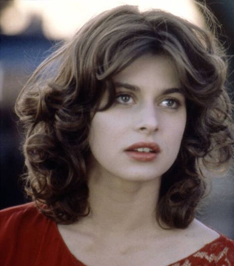 Short 70s Blowout, 1998 Aesthetic, 60's Hairstyles, Model Hairstyles Woman, 80s Bob, 80s Short Hair, 30s Hairstyles, Nastassja Kinski, 90s Women