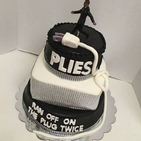 7 Hip-Hop-Themed Birthday Cakes - XXL Rapper Cake, Rapper Birthday Cake, Rapper Birthday, Cake Ideas For Men, Cars Cake Design, 25th Wedding Anniversary Cakes, Simple Birthday Cake Designs, 19th Birthday Cakes, Cake Design For Men