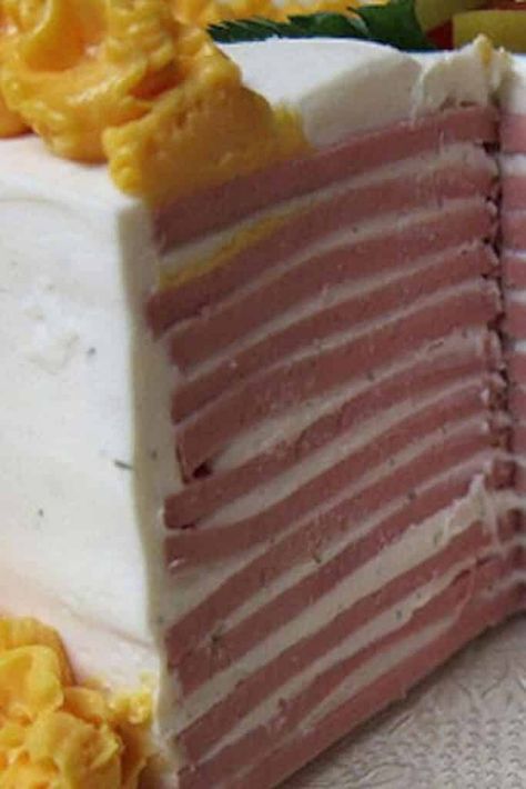 How to Make Baloney Cake (Bologna Cake) - Half-Scratched Bologna Cake, 1950s Food, Chips Dip, Las Vegas Food, Vegas Food, Cheesecake Dip, Meat Appetizers, Sweet Home Alabama, Soften Cream Cheese