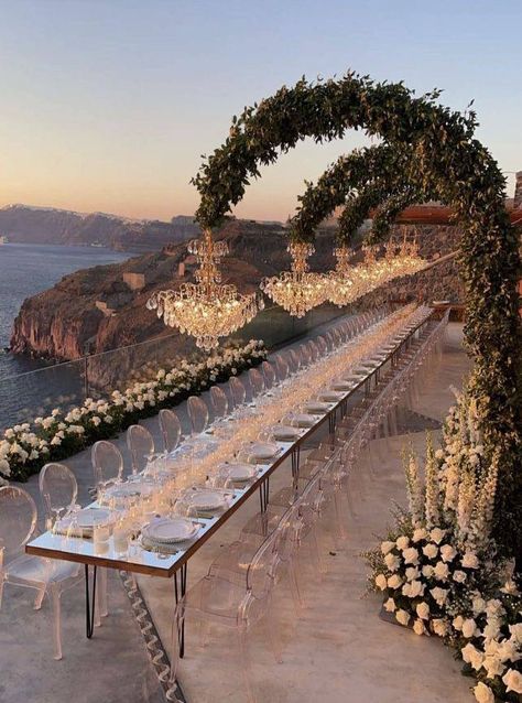 Wedding At Beach Ideas, Elegant Chic Wedding Decor, Lots Of Flowers Wedding, Turkey Destination Wedding, Wedding Princess Theme, Wedding Decoration Inspiration, Toscana Wedding Inspiration, Beach Wedding Elegant, My Future Wedding