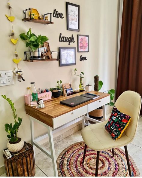 HomeBeautylife7’s Instagram profile post: “A workspace which is simple,functional and full of natural lights by @mysmallgreen_world * *  Tag @homebeautylife7 and chance to get…” Indian Living Room Interior, Study Table Decor, Room Interior Ideas, Work Desk Decor, Indian Living Room, Indian Bedroom, Indian Decor, Work Desk, Study Table