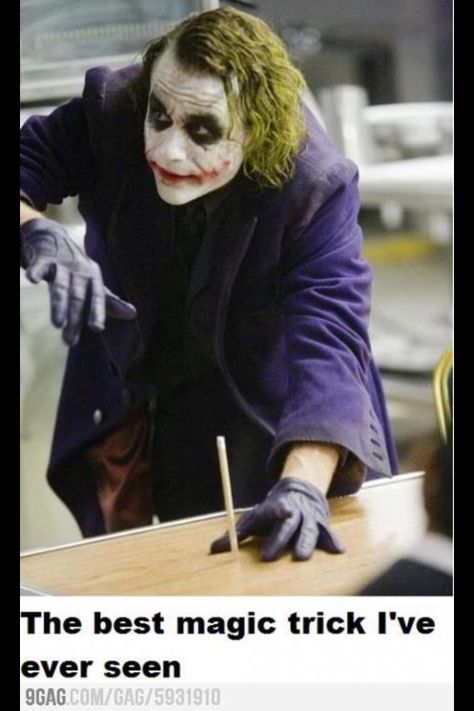 I'm gonna make this pencil disappear Pencil Trick, Arthur Fleck, Cool Magic Tricks, Der Joker, Joker Heath, The Dark Knight Trilogy, Heath Ledger Joker, Joker Pics, Joker Wallpapers