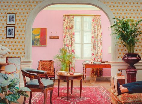 How the Set Designer for The French Dispatch Came Up With That Perfect Palette | domino Behind the Set Design of Wes Anderson’s New Movie, The French Dispatch Wes Anderson Room, West Anderson, Kino Box, Wes Anderson Aesthetic, The French Dispatch, Wes Anderson Style, French Dispatch, Prop House, Wes Anderson Movies