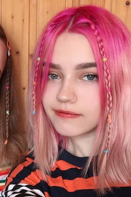 Half Pink Hair, Light Purple Hair, Hair Goal, Colourful Hair, Hair Clothes, Hair Dye Colors, Short Hair Haircuts, Braids For Short Hair, Crazy Hair