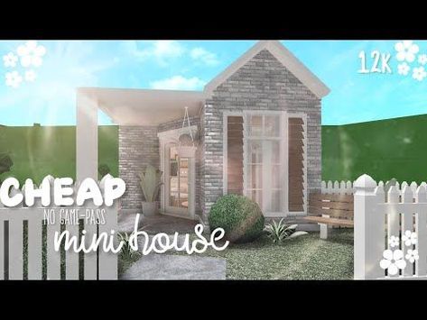 bloxburg small house layouts House Layouts 3 Story, House Layouts 3 Bedroom, Cheap Bloxburg Houses, Mini Bloxburg House, Mini House Bloxburg, Tiny Bloxburg House, Bloxburg Tiny House, Small Bloxburg House Layout, Bedrooms Bloxburg