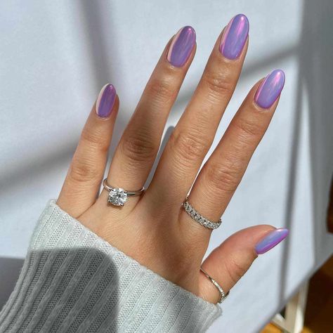 Lavender Latte Nails Are the Dreamiest New Take on the Milky Mani Trend Milky Lavender Nails, Nail Art Lavender, Lavender Nail Ideas, Purple Nail Art Ideas, Latte Nails, Purple Nail Design, Purple Chrome Nails, Lavender Latte, Purple Manicure