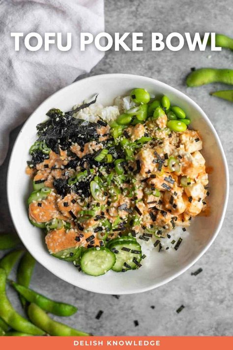 Tofu Poke Bowl, Tofu Poke, Spicy Mayo Sauce, Chili Tofu, Tofu Sushi, Grain Bowl Recipe, Poke Bowl Recipe, Pickled Cucumbers, Mayo Sauce