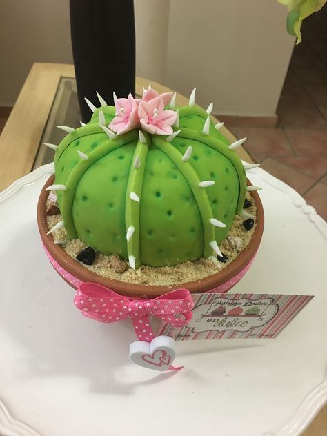 Fondant Cactus, Italian Lemon Pound Cake, Cactus Cake, Cake Fondant, Lemon Pound Cake, Birthday Stuff, Mexican Party, Cake Icing, Fondant Cakes