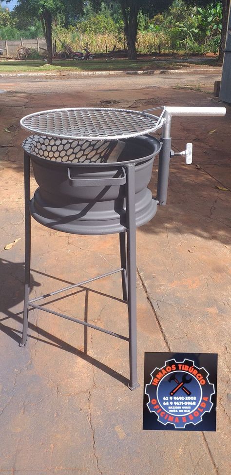 Barbeque Grill Design, Diy Wood Stove, Barbecue Design, Fire Pit Bbq, Diy Bbq, Diy Patio Decor, Bbq Grill Design, Fire Pit Grill, Barbeque Grill