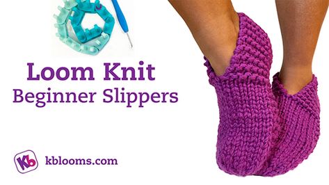 Round Loom Knitting Socks, Loom Knitting Slippers Easy, Loom Knit Slipper Socks, Loom Knit Socks For Beginners, Loom Knit Slippers, Loom Knit Slippers Free Pattern, Flexee Loom Knitting, How To Loom Knit For Beginners, Easy Loom Knitting Projects