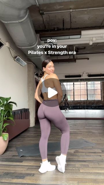 Kimmie Prokurat on Instagram: "never felt better🫶🏼 abs & lower body workout deets!!

warm up (8 reps each side)
15 minute brisk walk 
cat cow
thread the needle
leg lift and tap
bend and extend 
pulse leg up 
add in your fav stretches 

Strength x Pilates (10-12 reps each x 3)
Deadlift
Goblet squat immediately into half reps
Split squat to curtsy lunge
Split squat to knee drive
Single leg squat
Weighted inner thigh lift

Abs w/ Pilates ball (60 seconds each)
Toe taps with ball under sacrum 
Leg lift and lower (can modify by putting opp leg down)
Squeeze thigh in & press thigh out 

#pilates #pilatesstrength #strengthtrainingforwomen #pcosfriendly #pcosworkout #pcos #functionalstrength #strengthtraining #lowerbodyworkout #gluteworkout #absworkout" Single Leg Squat, Thigh Lift, Inner Thigh Lifts, Pilates Ball, Cat Cow, Brisk Walk, Goblet Squat, Split Squat, Leg Lifts