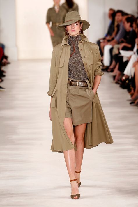 Ralph Lauren 2015, Ralph Lauren Spring 2015, Moda Safari, Ralph Lauren Fashion Show, Safari Outfit, Safari Outfits, Spring 2015 Fashion, Ralph Lauren Fall, Safari Chic