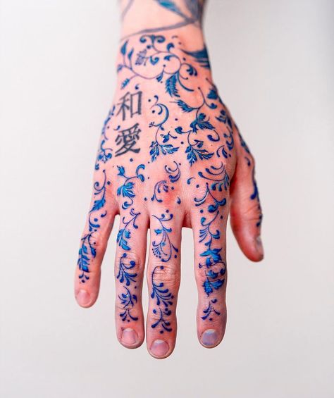 All Blue Tattoo Sleeve, Blue China Patterns Tattoo, Colour Hand Tattoo, Blue Finger Tattoo, China Blue Tattoo, Blue Ink Tattoos Black Women, Chinoiserie Tattoo, Fine China Tattoo, Blue China Tattoo