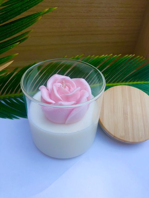 Candle Design Ideas, Unique Candle Making Ideas, Rose Scented Candle, Velas Candles, Valentine Candles, Homemade Scented Candles, Diy Candles Scented, Spring Candles, Teacup Candles