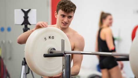 Matty Lee, world silver medallist and Tom Daley’s synchronised partner, shares his mid-season workout Mr London Workout, Matty Mckibben, Major Matt Mason Toys, Matty Lee, As The World Caves In Matt Maltese, Matt Maltese As The World Caves In, London Aquatics Centre, Tom Daley, Heavy Weights