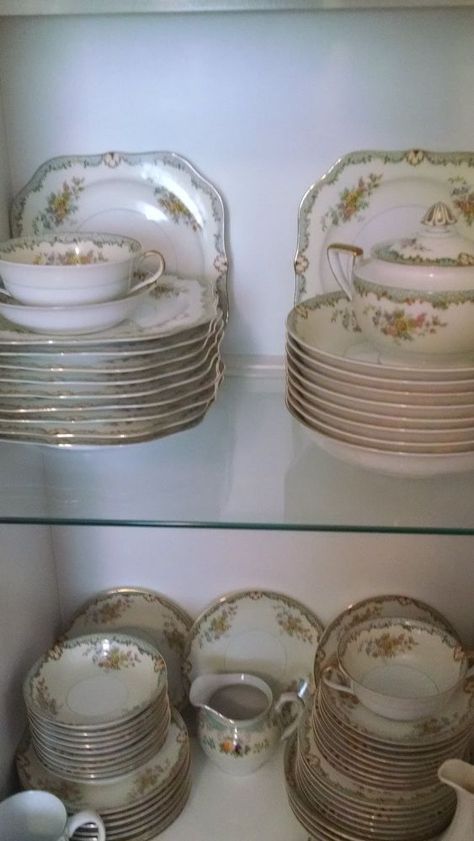 How do you tell the value in old china dishes? Uses For Old China Dishes, Using China Everyday, Storing China Dishes Ideas, What To Do With Old China Dishes Ideas, What To Do With China Dishes, Repurpose China Dishes, What To Do With Old China, Dishes Display, Papasan Chair Cushion