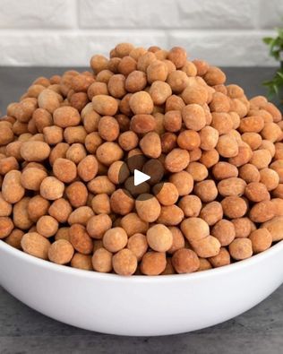 Maafe Peanut Stew, Coated Peanuts Recipe, African Peanut Chicken, Burger Commercial, Roasting Peanuts In The Shell, Coated Peanut, Coated Peanuts, Peanut Pictures, Peanut Recipes