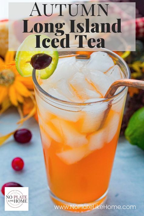 Long Island Iced Tea Recipe Easy, Apple Iced Tea, Long Island Iced Tea Recipe, Long Island Iced Tea Cocktail, Iced Tea Cocktails, Frozen Drink Recipes, Frozen Cocktail Recipes, Tea Cocktail, Liqueurs Recipes