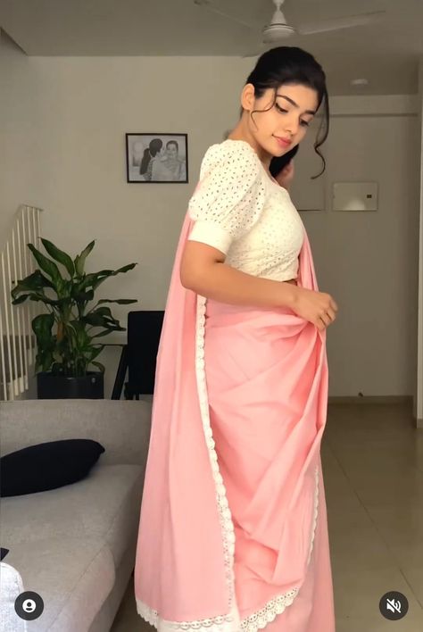 Convocation Sarees, Nice Blouse Designs, Blouse Designs For Plain Sarees, Nethra Reddy, Professional Saree, Blauj Design, Pink Colour Saree, Latest Fashion Blouse Designs, White Blouse Designs