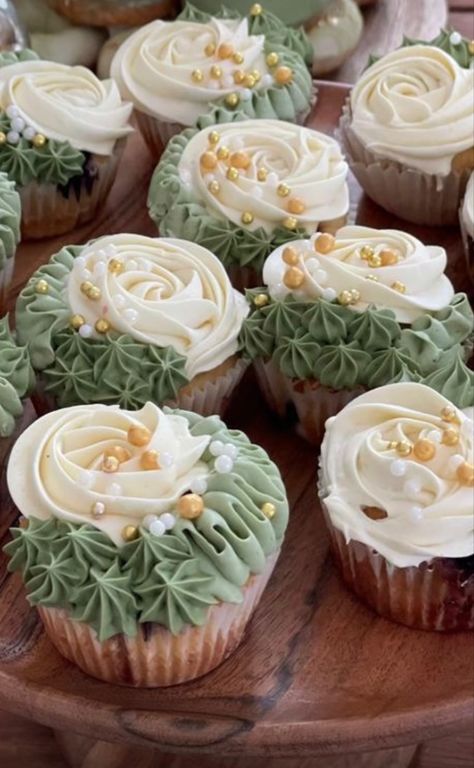 Leaf Cupcakes Ideas, Boho Bridal Shower Cupcake Ideas, Olive Green Cupcakes, Olive Green Birthday Cake, Eucalyptus Cupcakes, Sage Cupcakes, Green Cupcakes Ideas, Plant Cupcakes, Sage Green Cupcakes