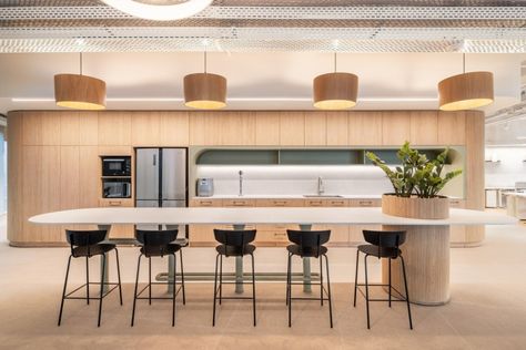 Unit Offices - Tel Aviv | Office Snapshots Office Cafe Design, Office Cafeteria Design, Communal Workspace, Cafeteria Design, Office Canteen, Communal Kitchen, Office Pantry, Banking Industry, Office Lounge