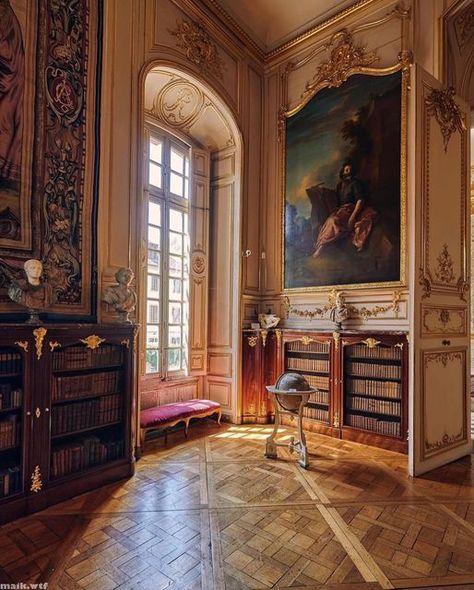 Kristen Alexandra on Instagram: "Enlightment… This is Palais Rohan in Strasbourg, France, once the residence of the prince-bishops and cardinals from the House of Rohan, an old French noble family from Brittany. It was built in the 1730s from designs by Robert Cotte and is a masterpiece of French Baroque architecture. Since the end of the 19th century, it has operated as a museum, owned by the municipality of Strasbourg. Since the 1920s it has been designated as a ‘Monument Historique’ by the F French Chateau Aesthetic, French Baroque Architecture, French Castle Interior, Chateau Aesthetic, Minecraft Medieval Village, Baroque Interior Design, Old Fashioned House, 17th Century House, Chateaux Interiors