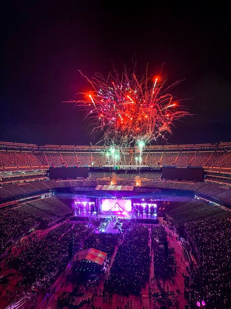 Stadium Tour Aesthetic, Blackpink Concert Aesthetic, Fireworks Wallpaper, Tour Aesthetic, Blackpink Concert, Metlife Stadium, Concert Aesthetic, Stadium Tour, Aesthetic Kpop