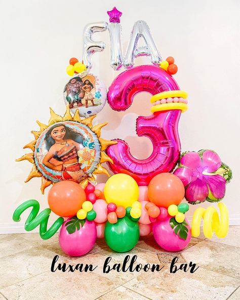 Moana Balloon Bouquet, Blaze And The Monster Machines Party, Balloon Inspiration, Moana Bebe, Baby Moana, Balloons Ideas, Moana Themed Party, Beautiful Balloons, African Bag