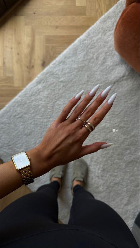 White Nails Almond, Mat Nails, Almond Nails White, Long Oval Nails, Matted Nails, Euphoria Nails, Long Almond Nails, Acrylic Nails Nude, Back To School Nails