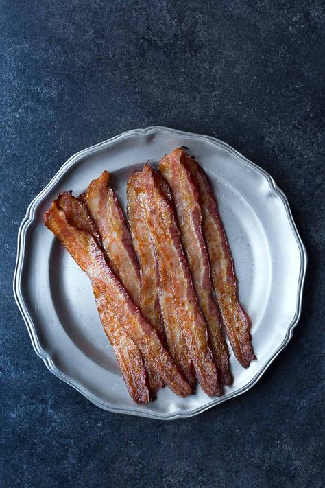 Oven baked bacon on a pewter plate. Maple Candied Bacon Recipe, Breakfast Potluck, Easy Super Bowl, Maple Candy, Appetizers For A Crowd, Candied Bacon, Superbowl Snacks, Savory Appetizer, Thanksgiving Appetizers