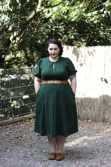 Plus Size Cottagecore Fashion, Mid Size Aesthetic, Summer Outfits Big Stomach, Vintage Plus Size Fashion, Plus Size Vintage Fashion, Plus Size Summer Outfits Big Stomach, Aesthetic Plus Size, Plus Size Cottagecore, Celestial Witch