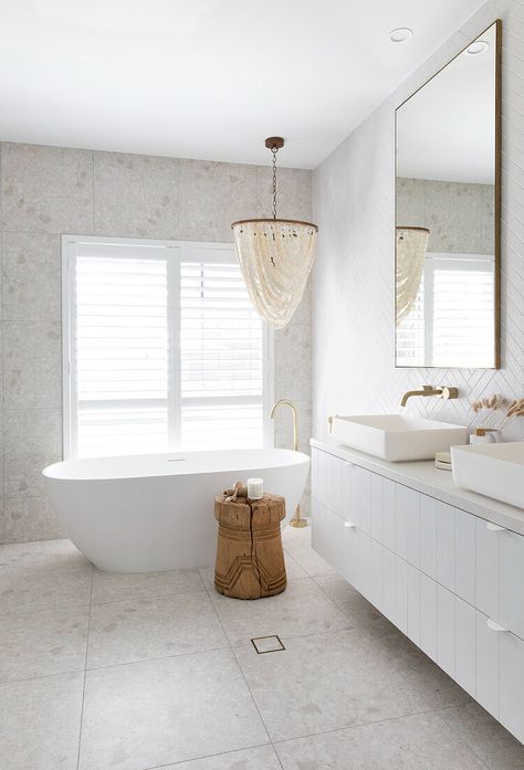 Coastal Bathroom, White Terrazzo, Bathroom Retreat, Coastal House, Beach Bathroom Decor, Coastal Bathrooms, Downstairs Bathroom, House Things, Reno Ideas