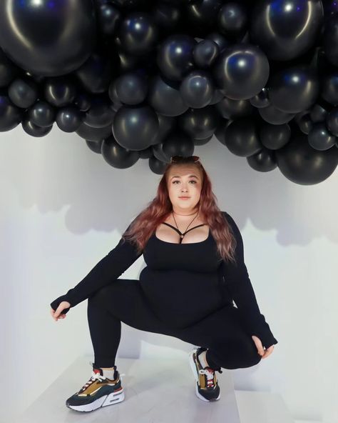 I promise you that your tummy does NOT ruin any outfit! ♡ Jumpsuits @mooslover.official Trainers @nike 📍@balloon_museum | London 📸 @lifewithcaitlyn Mooslover Dc use code KATYTA30 for 30% off your order with @mooslover.official #mooslovernew #mooslovergirls #mooslover #mooslovergirl #moosloverjumpsuit #BlackBalloons #WomanInBlack #BlackOutfit #BunchOfBalloons #FashionStatement #ConfidenceIsKey #EmbraceYourBody #BalloonArt #StandOutInBlack #CurvyConfidence #EmpoweredByCurves #BlackJumpsu... Black Balloons, I Promise You, Balloon Art, I Promise, Black Outfit, Fashion Statement, Jumpsuit, Balloons, London