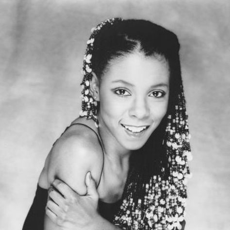 Musician Patrice Rushen wore fabulous beads on her braids back in the day! Patrice Rushen, Merle Oberon, Shirley Jones, Veronica Lake, Vintage Black Glamour, Forget Me Nots, Judy Garland, Black Music, I Love Music