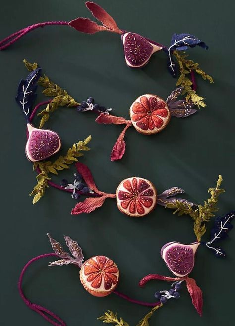 Artsy Christmas Ornaments, Anthropologie Home Christmas, Diy Anthropologie Christmas, Anthropologie Mushroom, Anthro Inspired Christmas, Christmas Trends 2023, 2023 Christmas Trends, Anthropology Christmas, Anthropologie Aesthetic