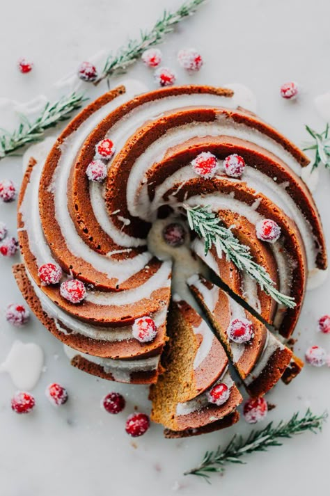 Sugared Rosemary, Cinnamon Glaze Recipe, Simply Organic Spices, Gingerbread Bundt Cake, Ginger And Cinnamon, Winter Desserts, Gingerbread Cake, Organic Spice, Bundt Cakes Recipes