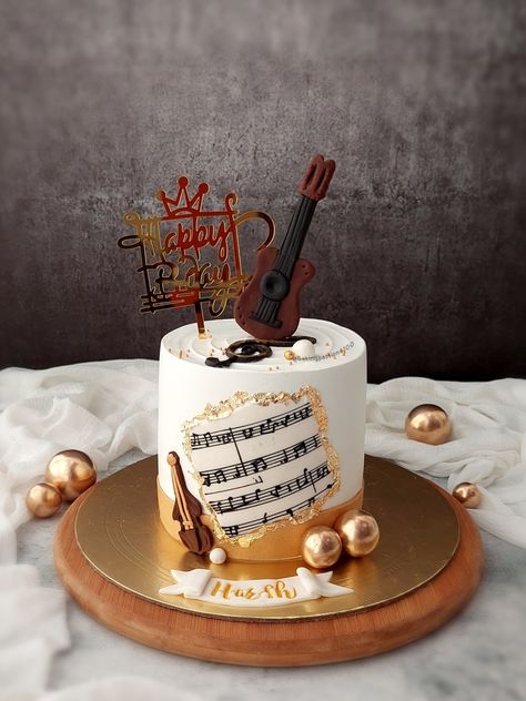 Music Themed Cakes For Boys, Guitar Theme Cake, Music Cake Ideas, 50th Birthday Cakes For Men, Music Themed Cakes, Music Cakes, Music Cake, Guitar Cake, Birthday Cake Topper Printable