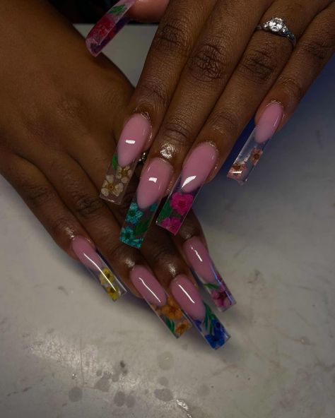 Encapsulated Birthday Nails, Long Clear Acrylic Nails Square, Encapsulated French Nails, Flower Encapsulated Nails, Encapsulated Nails Acrylics, Spring Birthday Nails, Birthday Glam Nails, Long Spring Nails, Encapsulated Nails Flowers