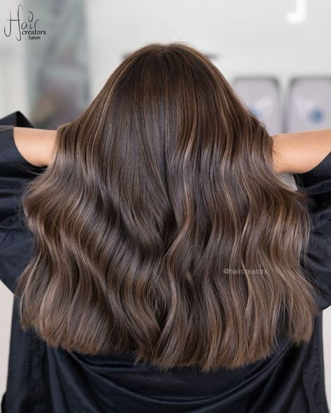 Hazelnut Brown Balayage Naturally Curly Brunette Hair, Brown Hazelnut Hair, Hazelnut Balayage Brunettes, Cold Brown Balayage, Effortless Brunette Hair, Hazelnut Brown Hair With Highlights, Hazelnut Brown Balayage, Hazelnut Highlights On Brown Hair, Hazelnut Blonde Hair