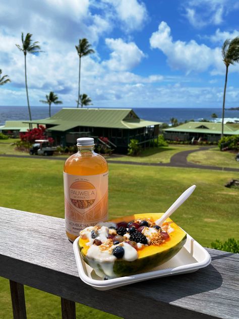 Hawaii Restaurant Aesthetic, Hawaii Astethic Food, Hawaii Breakfast, Hawaii Fruit, Hawaii Smoothie Shack, Hawaii Fruit Aesthetic, Ava Jules, Wine Picnic, Dessert Restaurants