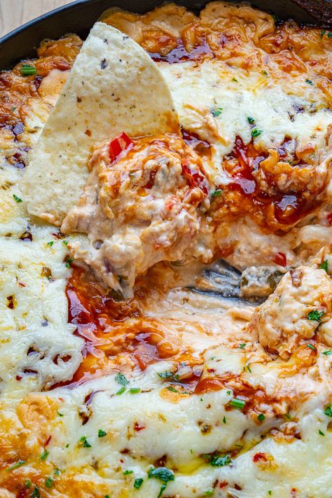 Bbq Chicken Dip Recipe, Dip Recipes Crockpot, Bbq Chicken Dip, Closet Cooking, Chicken Dip Recipe, Crock Pot Dips, Chicken Dip, Chicken Dips, Dip Recipe