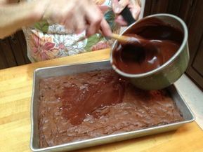 Grandma's Boiled Icing (aka Fudge Frosting) - Sugar and Spice Boiled Icing Recipe, Fudge Icing Recipe, Boiled Icing, Chocolate Icing Recipes, Chocolate Fudge Icing, Fudge Icing, Old Fashioned Fudge, Chocolate Frosting Recipes, Fudge Frosting